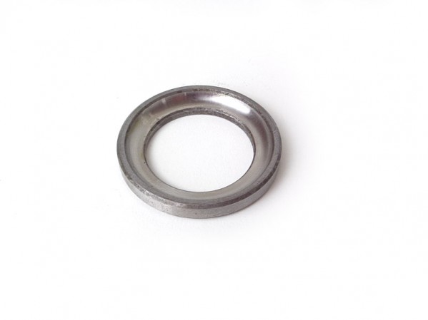 Steering Box Bearing Race BJ8